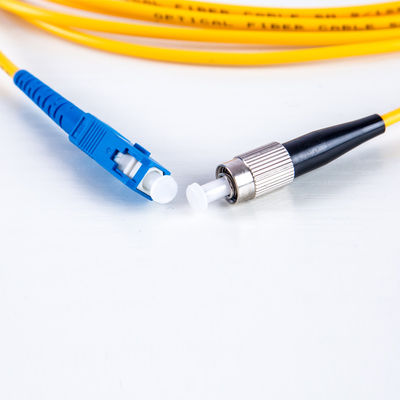 Singlemode FC SC FTTH Kabel Serat Optik Untuk Jaringan Telekomunikasi