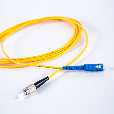 2.0mm 1m FTTH Kabel Serat Optik Kabel Serat Multimode
